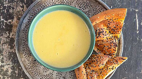 Klasik Mercimek Çorbası Tarifi - 